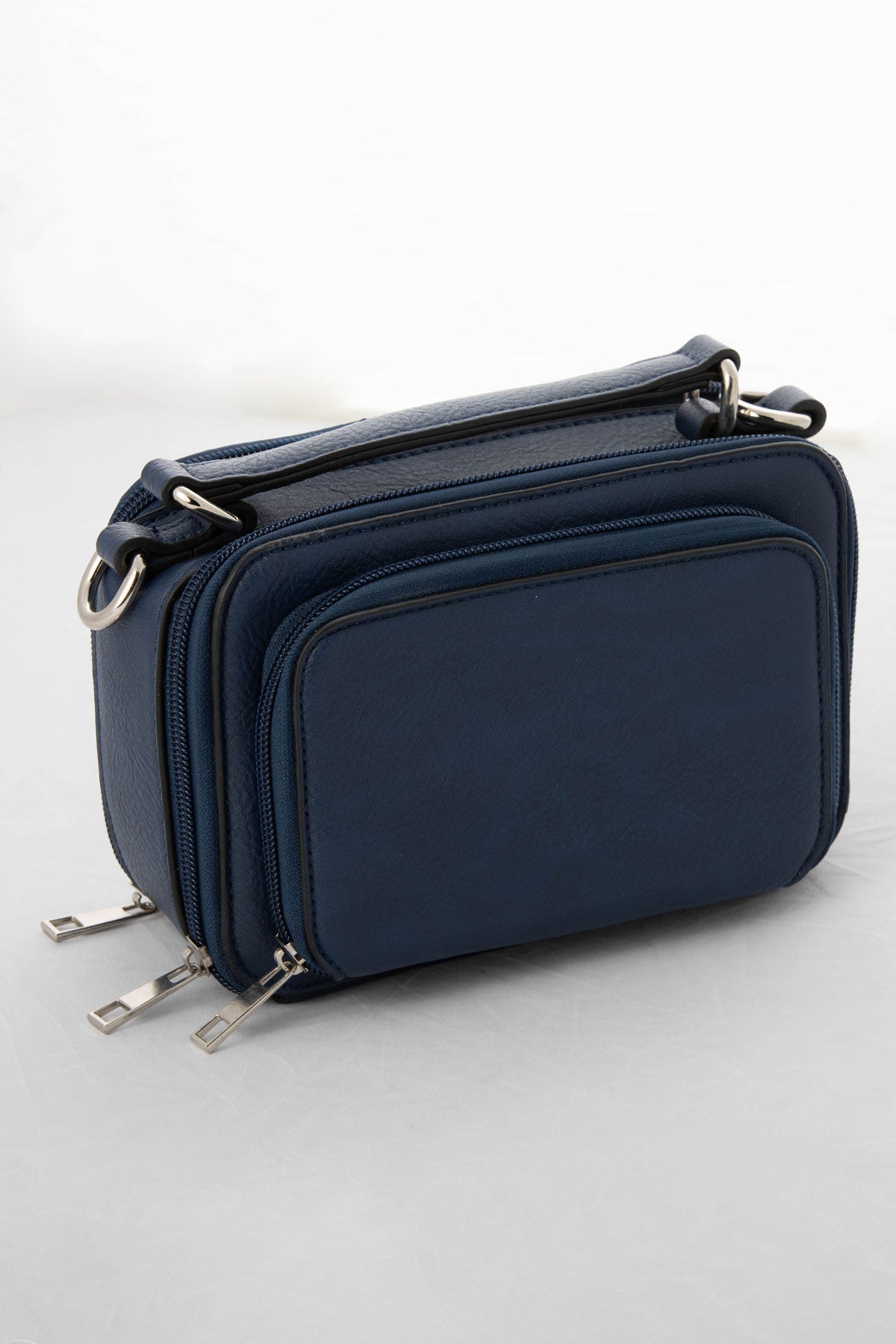 Kelsey Crossbody Bag in Navy