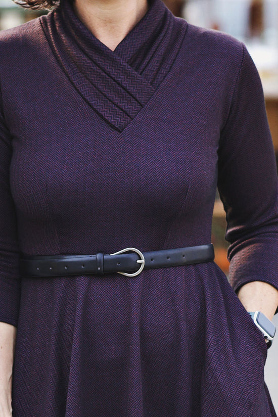 Black Skinny Pear Buckle Belt